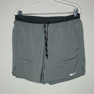 Nike Men's Athletic Shorts in Gray